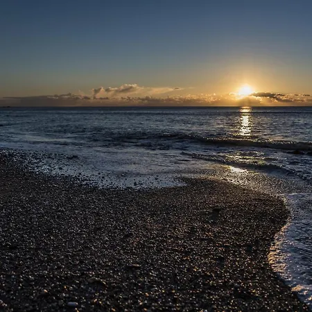 A 2 Minutos De La Playa Huoneisto *